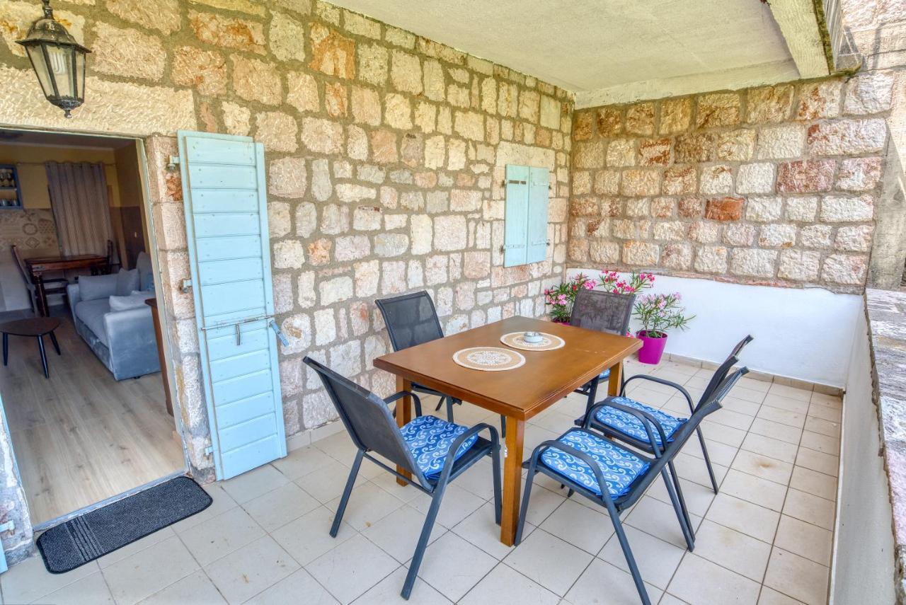 Kazanegra Exclusive Apartments Sveti Stefan Eksteriør bilde