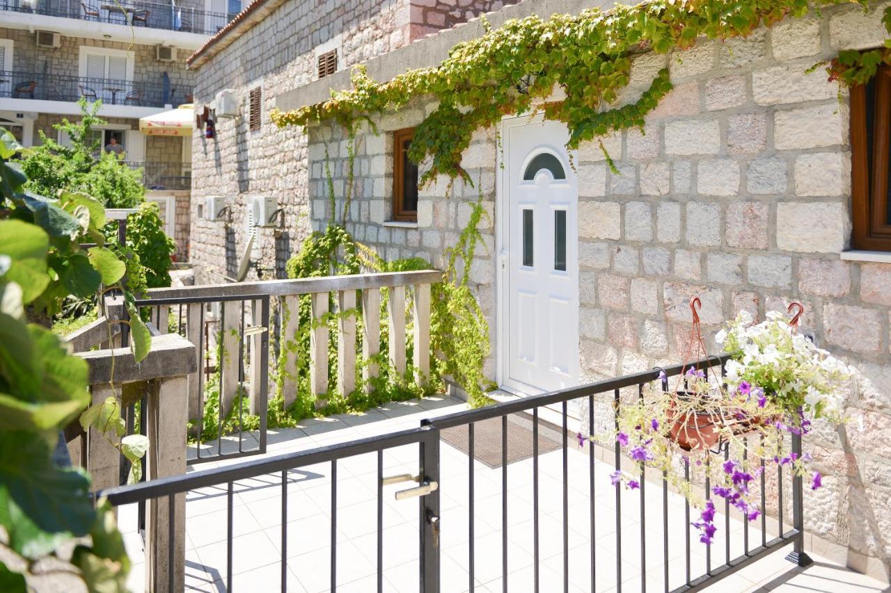 Kazanegra Exclusive Apartments Sveti Stefan Eksteriør bilde