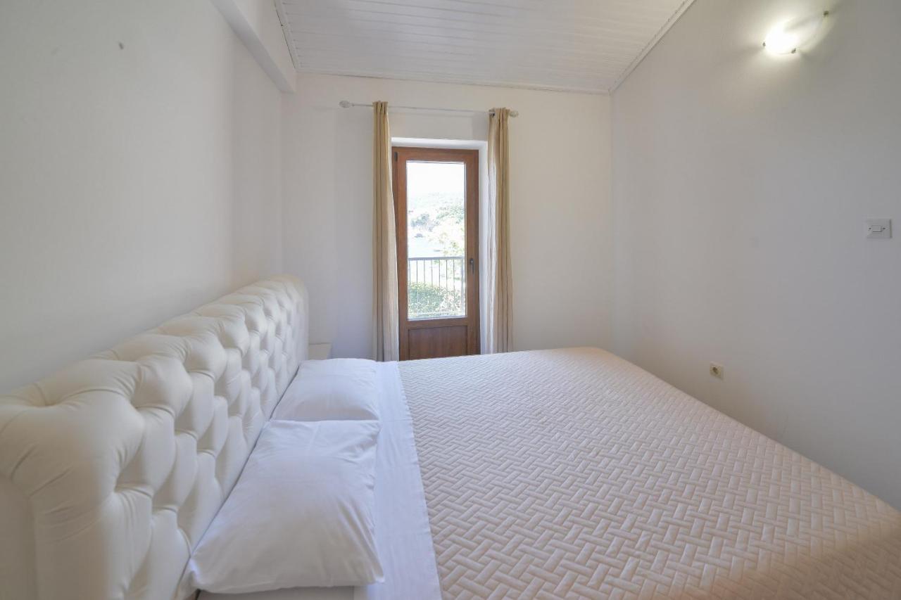 Kazanegra Exclusive Apartments Sveti Stefan Eksteriør bilde
